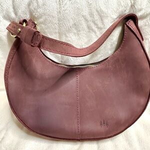 Portland Leather Mauve Shoulder Bag